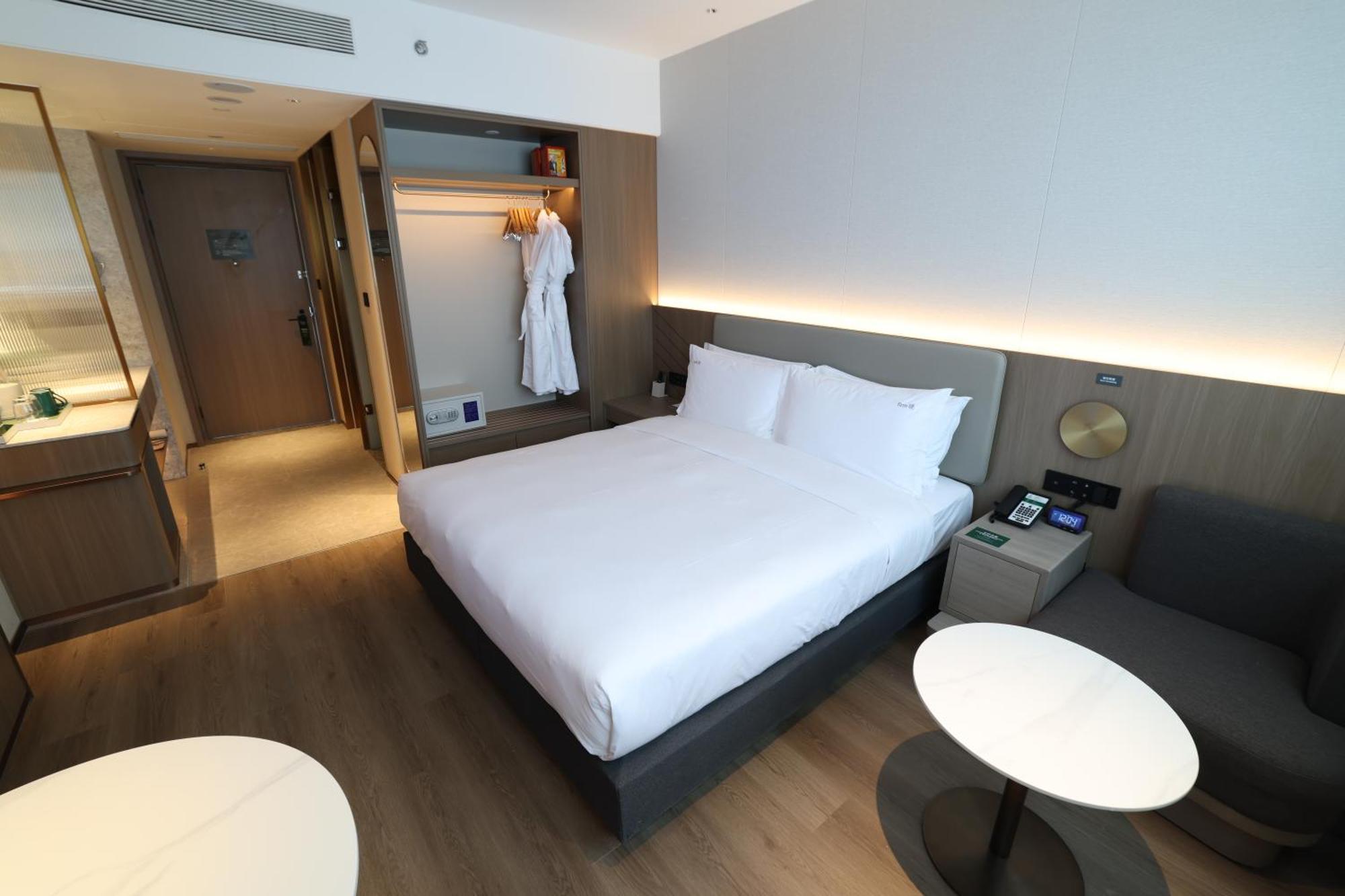 Holiday Inn Shanghai Jing'An Eksteriør bilde